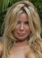 Дебора Фюнес