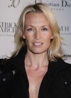 Эстель Лефебюр