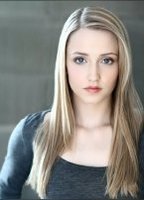 Эмили Теннант