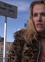 Джулия Минеши