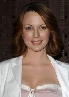 Джули Энн Эмери