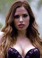 Джасия Флорес