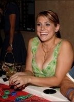 Дженна Льюис