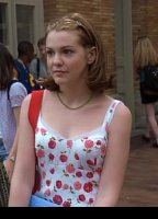 Лариса Олейник