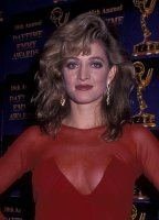 Мэри Эллен Стюарт