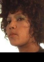 Николь Валин