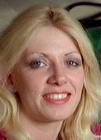 Надин Руссиаль