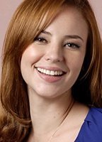 Паола Оливейра