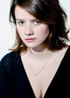 Полина Этьенн