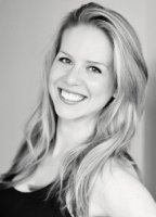 Стефани Хокинс