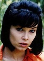 Ивонн Крейг