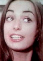 Адриенна Ларусса