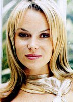 Аманда Холден