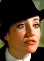 Белинда Бауэр