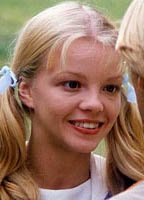 Дженнифер Инч