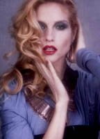 Дженнифер Стиз