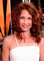 Джули Уорнер