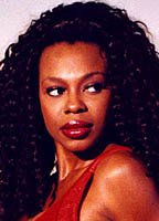 Лунден Де'леон