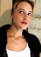 Мишель Бонд