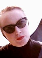 Никола Уоррен