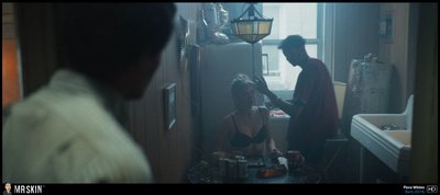 Флора Уайлдс