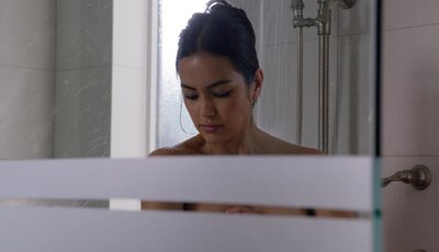 Мелани Рейнс