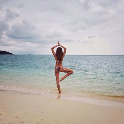 Андреа Бездекова