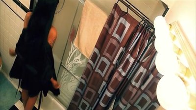 Эшли Даконс