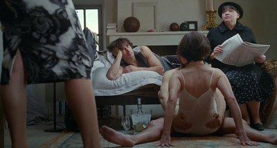 Анна Альваро