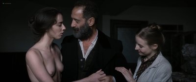 Оливия Баес