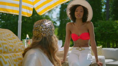 Вакима Холлис