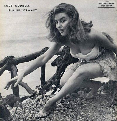 Элейн Стюарт