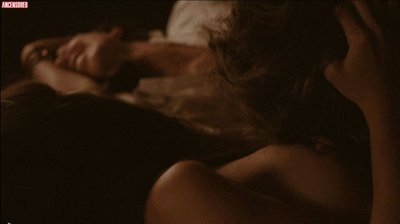 Дженнифер Ким