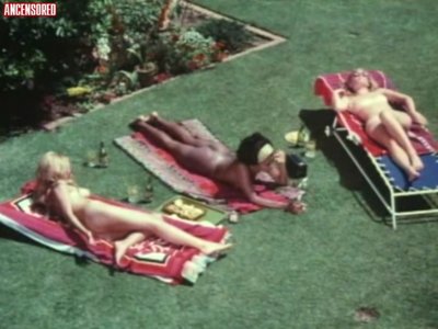 Шарлин Джонс