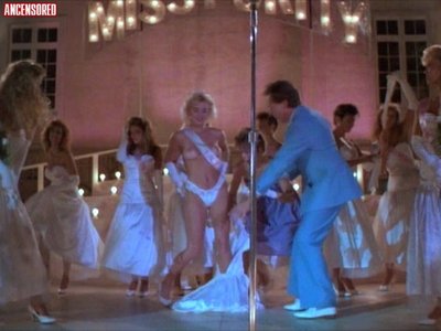 Лаура Льюис