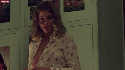 Джастина Бустос