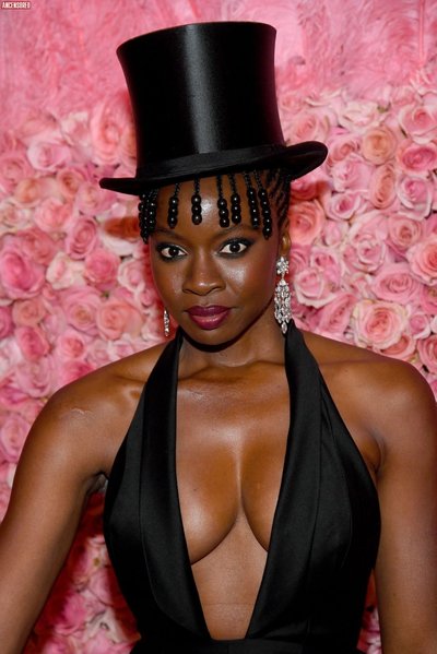 Данай Гурира