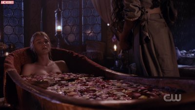 Имоджен Уотерхаус