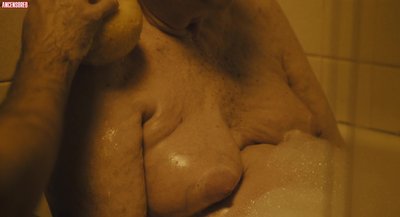 Салли Киркланд