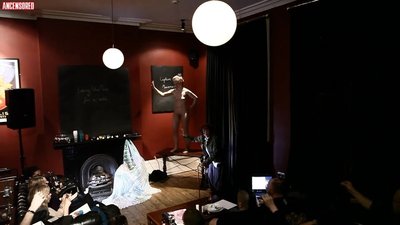 Урсула Трош