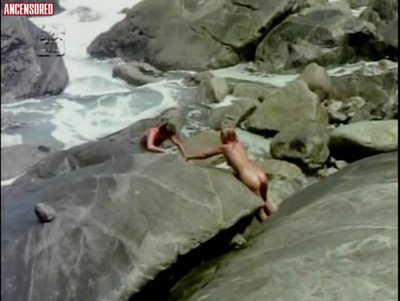 Андреа Камарго