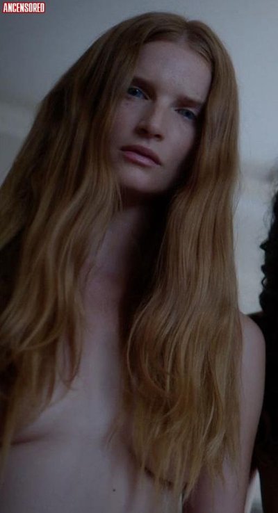 Джорджия Уотерс