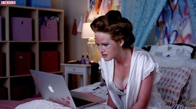 Маделайн Петш