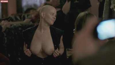 Келли Бартник