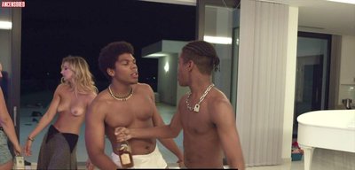 Лиза Лазарус