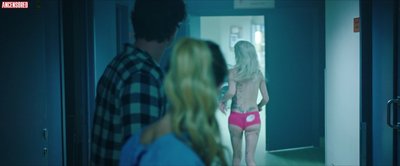 Синди Деренетт