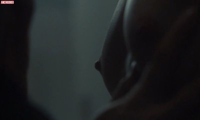 Элиза Райсембел