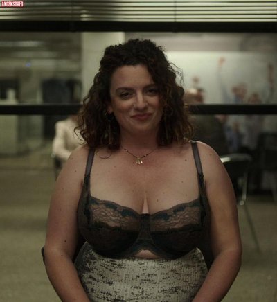 Сара Бенинкаса