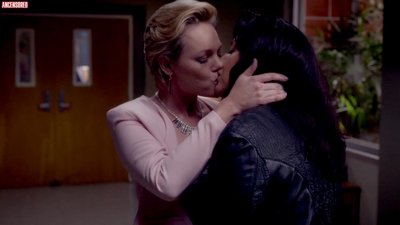 Кристал Аллен