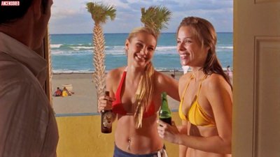 Аманда К. Харрис